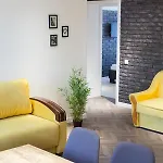شقة Leogrand On Svobody Avenue 6-8 إلفيف