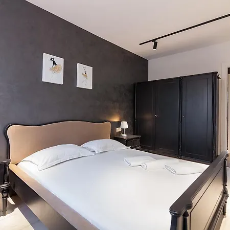 Leogrand On Svobody Avenue 6-8 Апартаменты