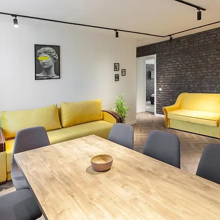 Апартаменты Leogrand On Svobody Avenue 6-8 Львов