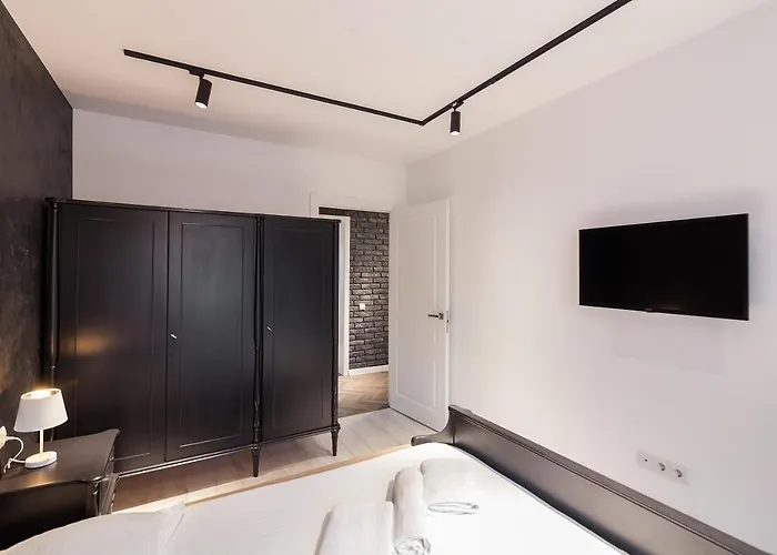 Apartamento Leogrand On Svobody Avenue 6-8