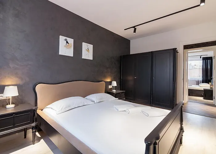 Leogrand On Svobody Avenue 6-8 Apartamento