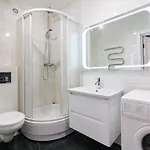 Leogrand On Svobody Avenue 6-8 Apartman